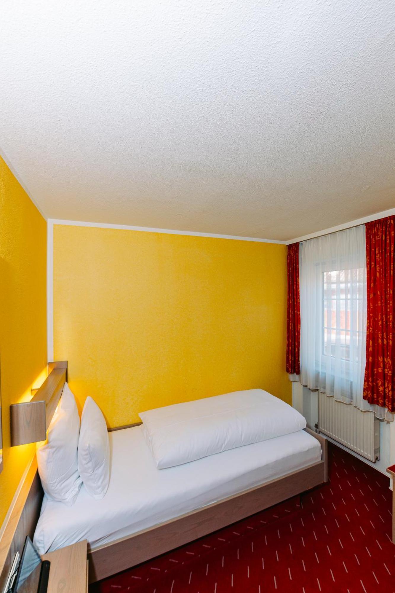 Hotel Restaurant Krone Sulzbach am Kocher المظهر الخارجي الصورة