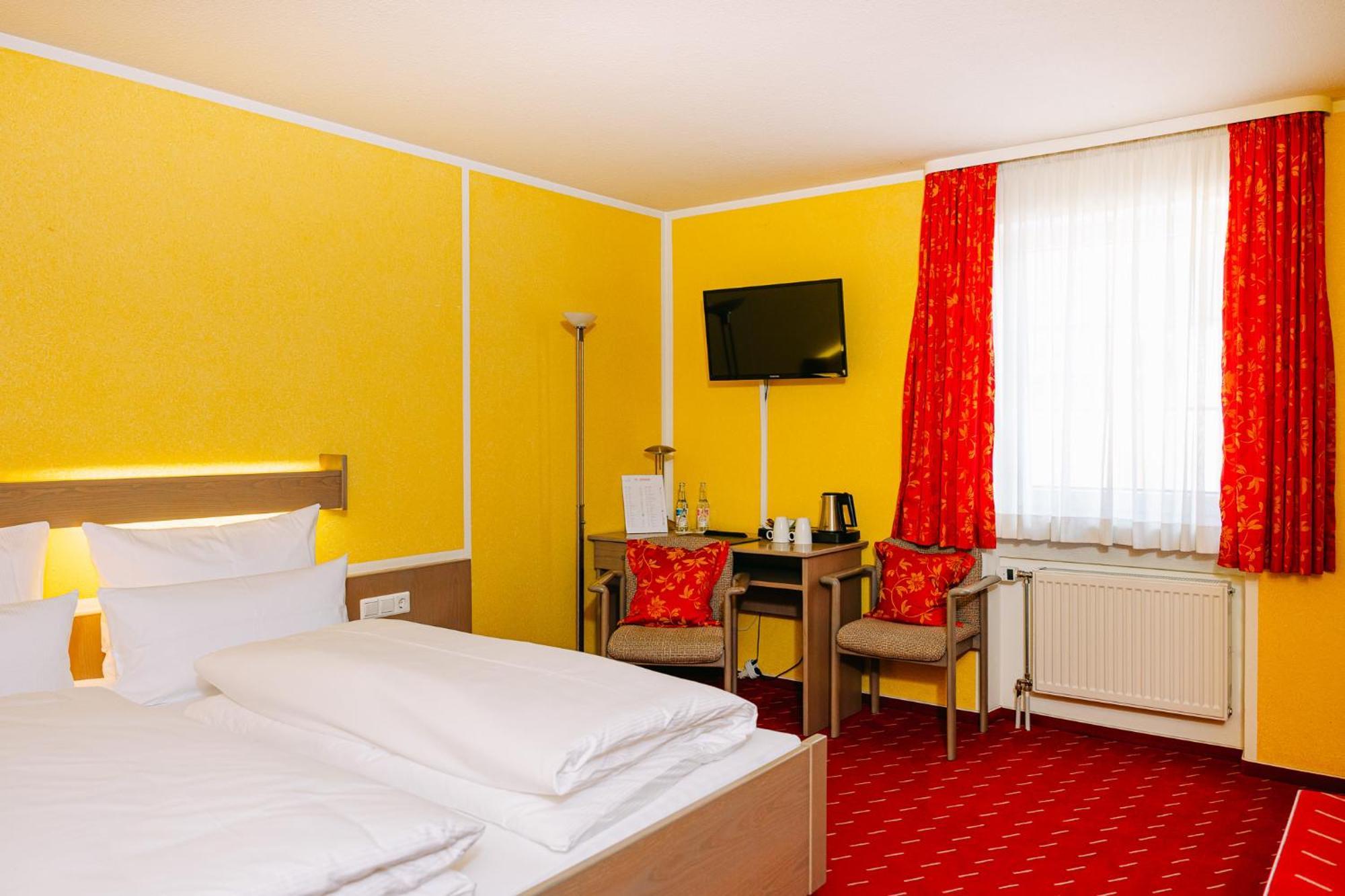 Hotel Restaurant Krone Sulzbach am Kocher المظهر الخارجي الصورة